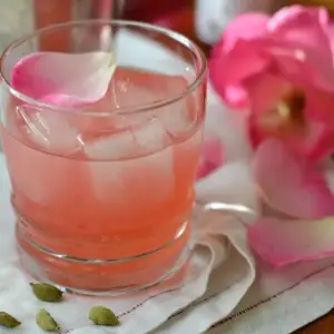 Rose Petal Powder Application